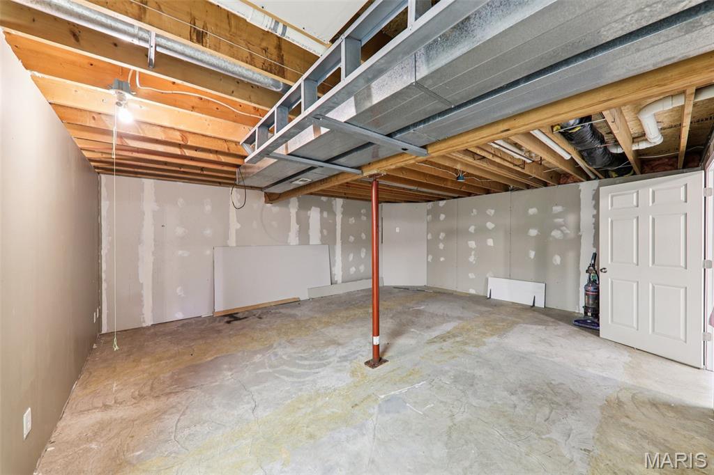 2 Stone Drive Property Photo 25