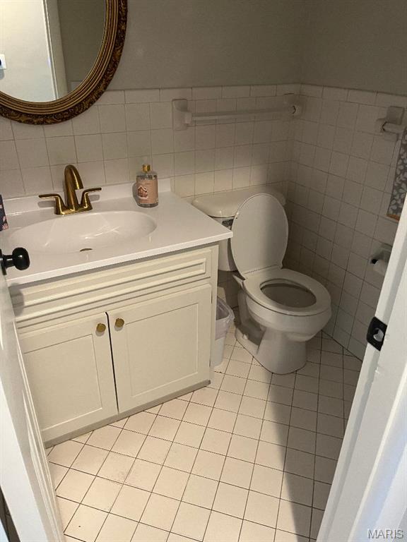 420 Rosewood Court Property Photo 5