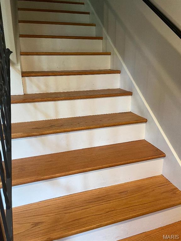 420 Rosewood Court Property Photo 10