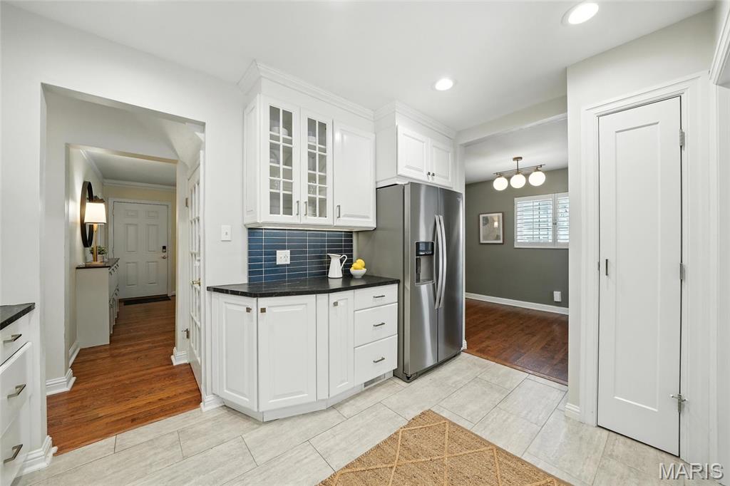 906 N Taylor Avenue Property Photo 11