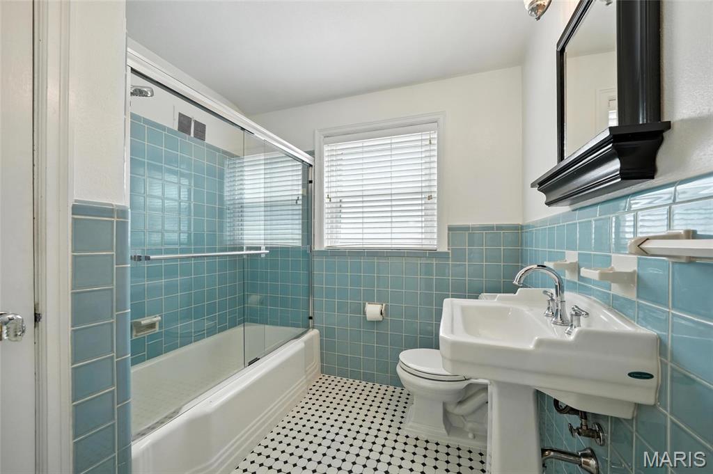 906 N Taylor Avenue Property Photo 20