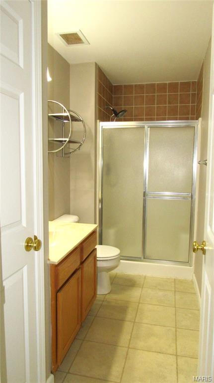 450 Benton Drive J Property Photo 13