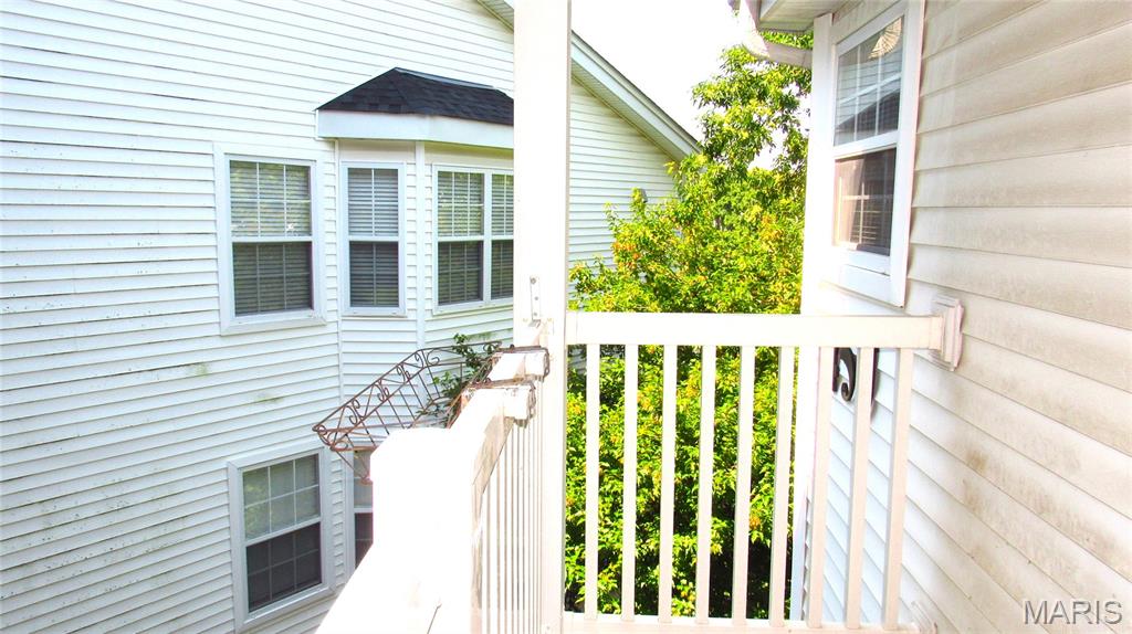 450 Benton Drive J Property Photo 16