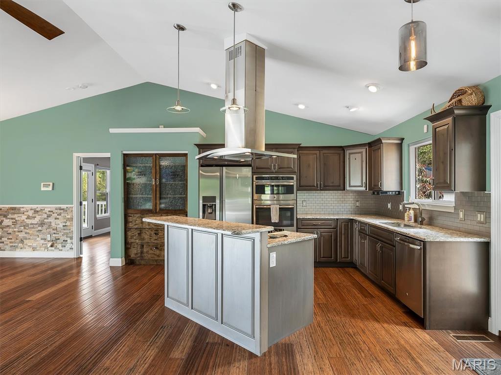 8028 Tower Road Property Photo 39
