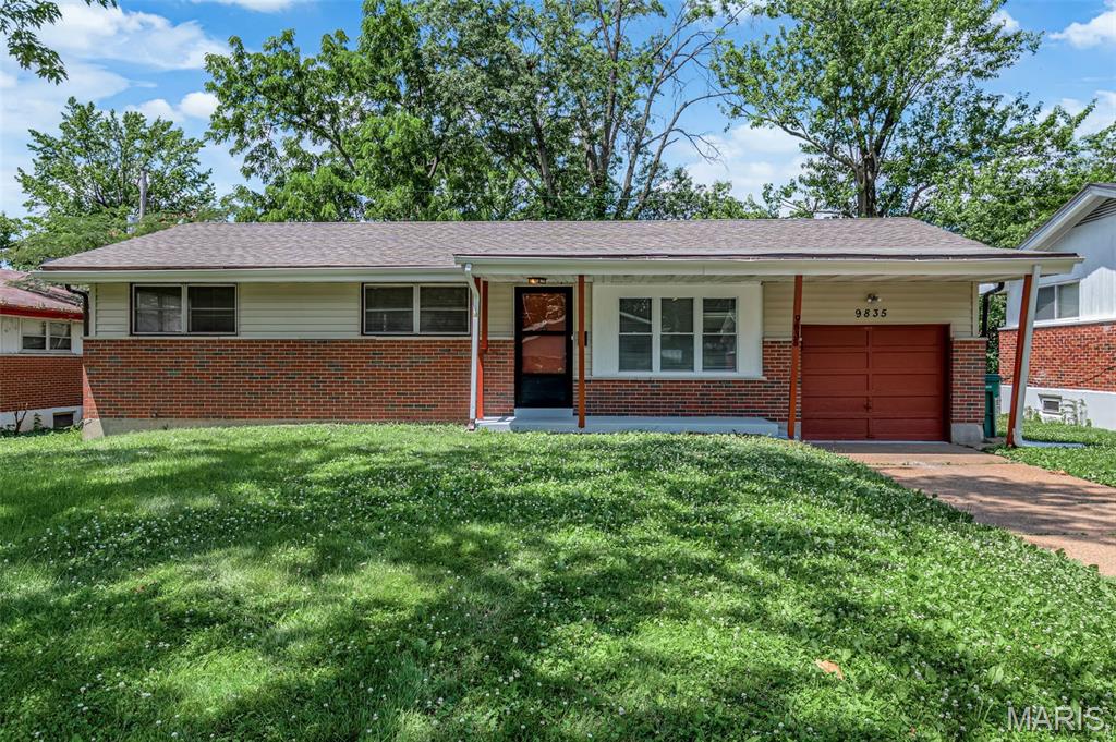 9835 Lawnview Drive Property Photo 1