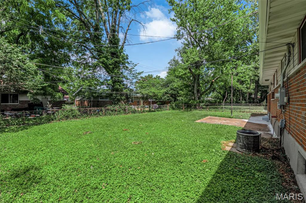9835 Lawnview Drive Property Photo 21