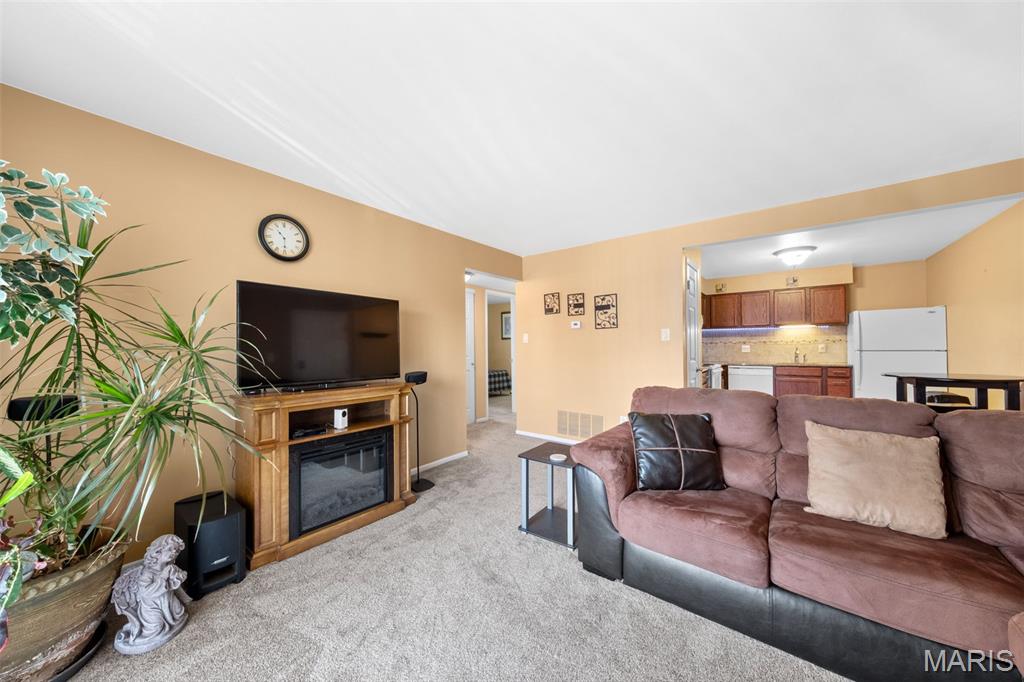 12114 Natural Bridge Road F Property Photo 10