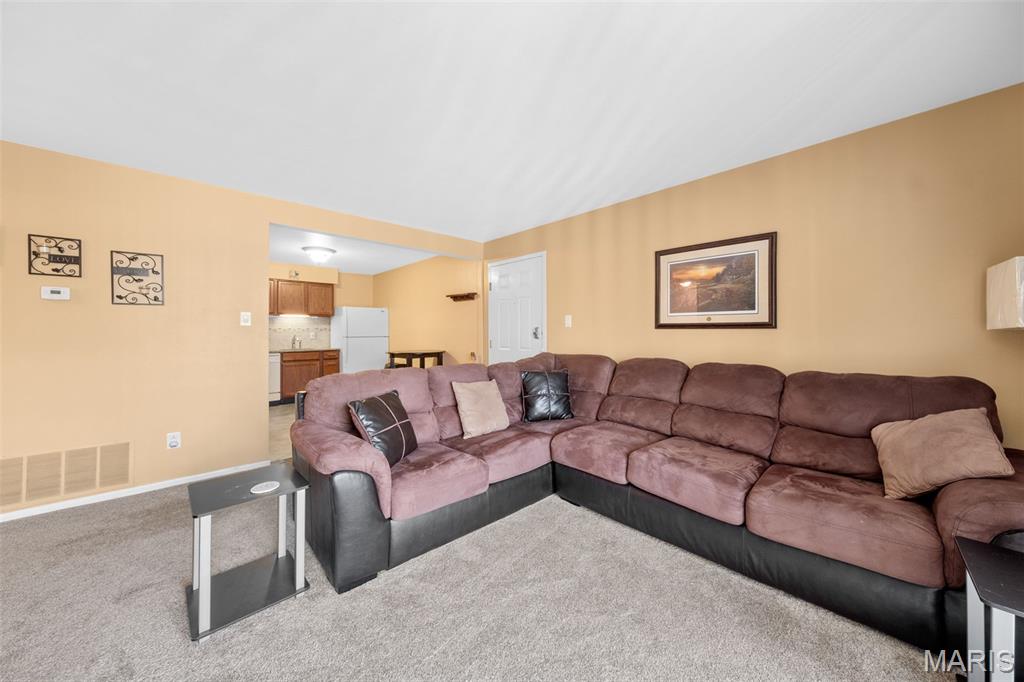 12114 Natural Bridge Road F Property Photo 11