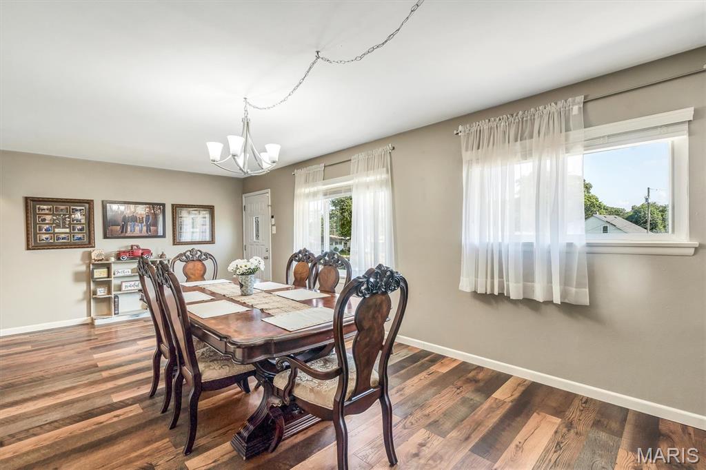 208 Rouen Drive Property Photo 8