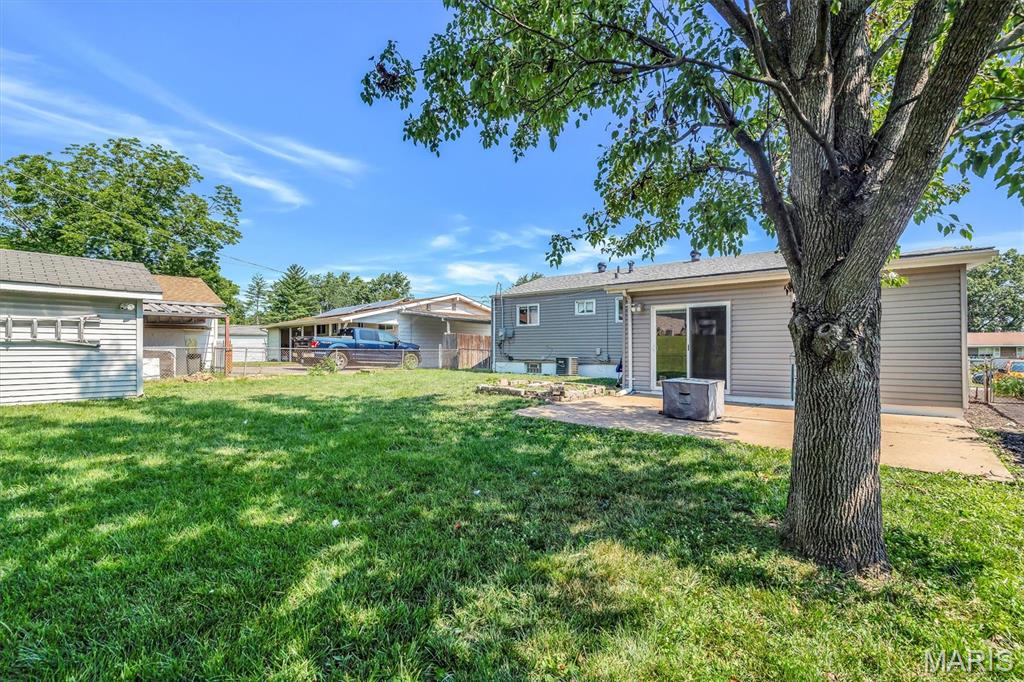 208 Rouen Drive Property Photo 34