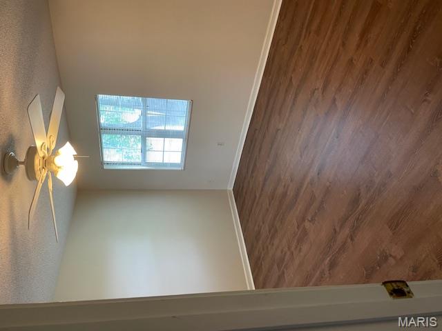 1448 Bluebird Terrace Property Photo 8