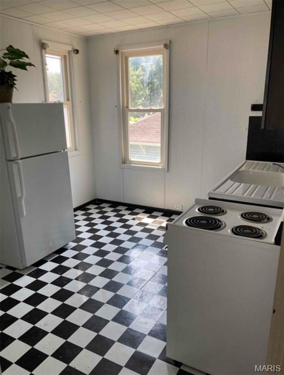 1617 S Rodgers Avenue Property Photo 4