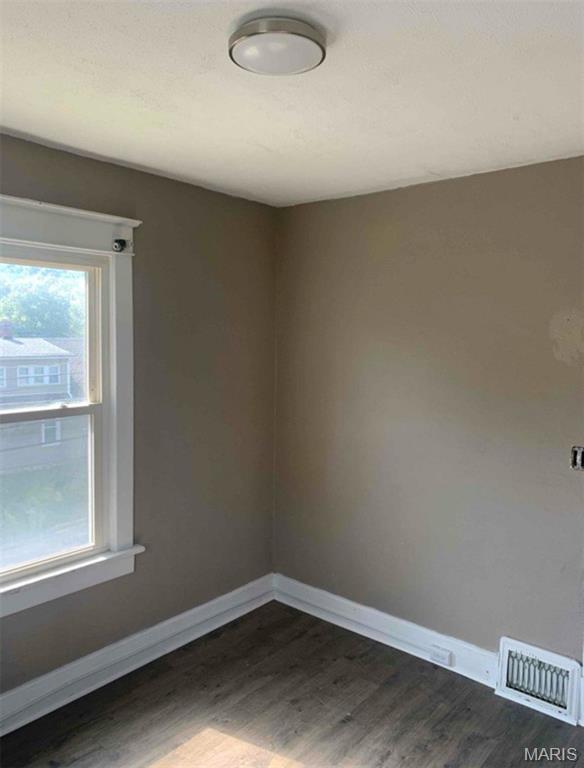 1617 S Rodgers Avenue Property Photo 6
