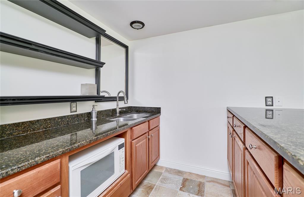 5 Tucker Manor Court Property Photo 56