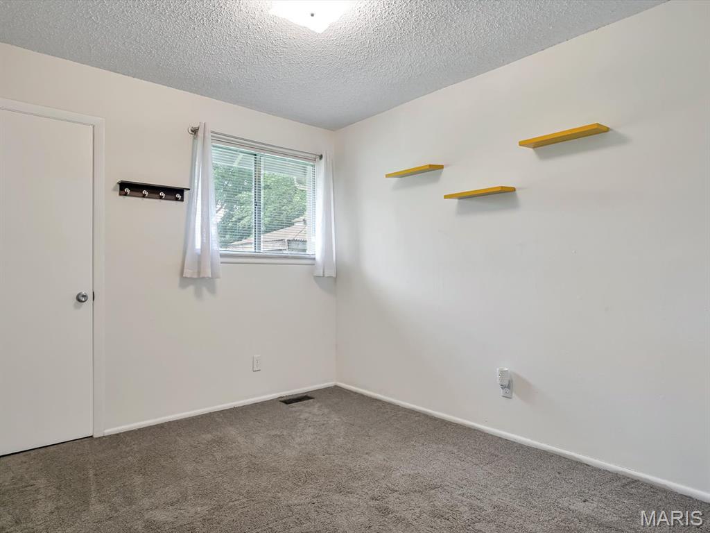 2154 Hamilton Drive Property Photo 11