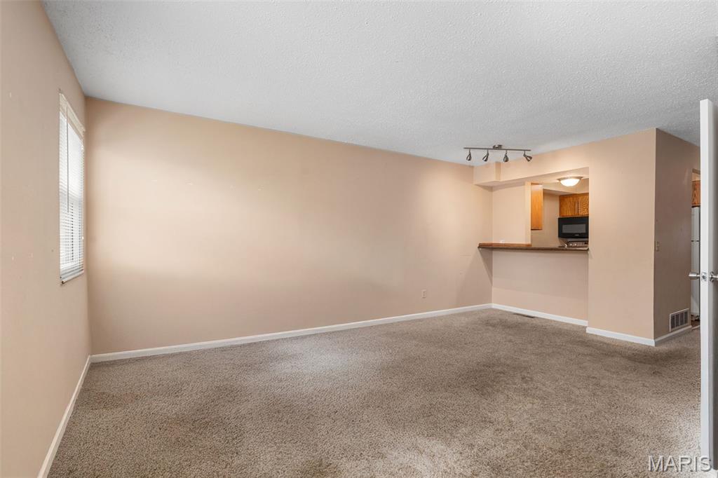 2652 Falcons Way 59 Property Photo 4