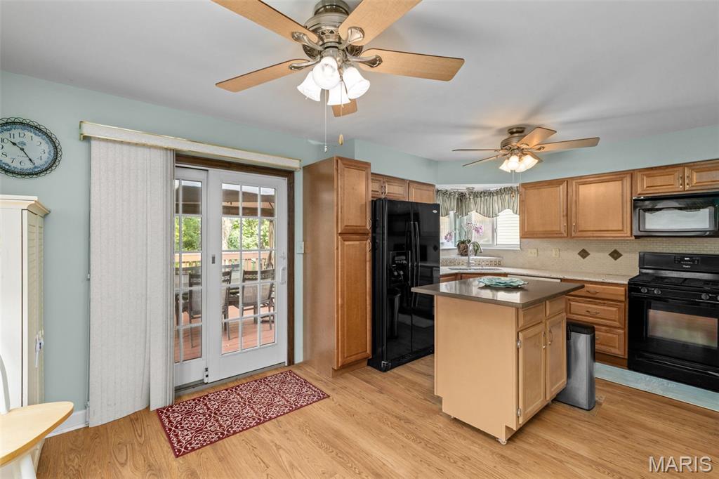 2925 Collier Avenue Property Photo 12