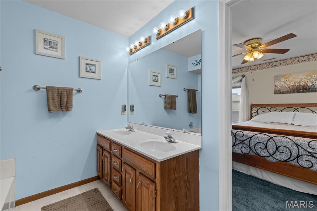 2925 Collier Avenue Property Photo 30