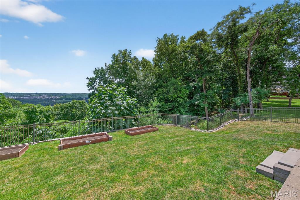 692 Meramec View Drive Property Photo 57