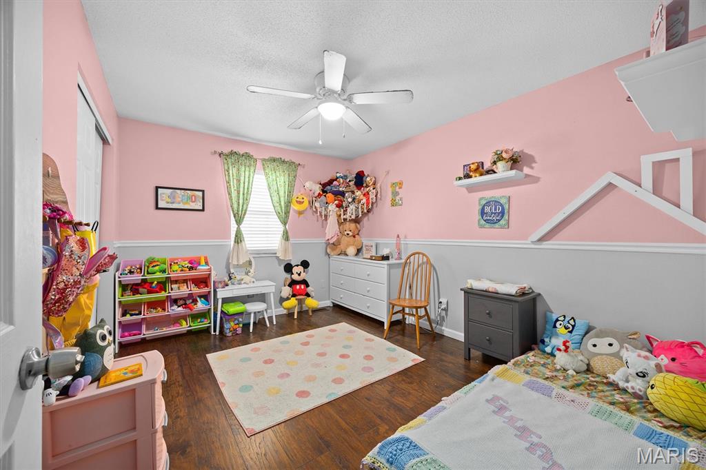 510 N Combs Avenue Property Photo 11
