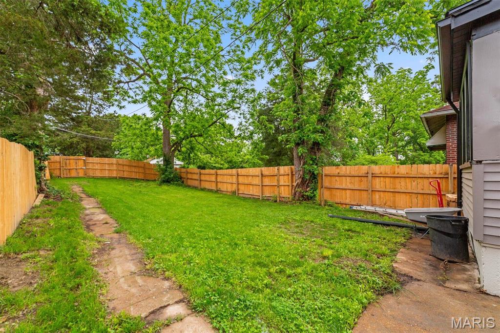 1607 Bradford Avenue Property Photo 27