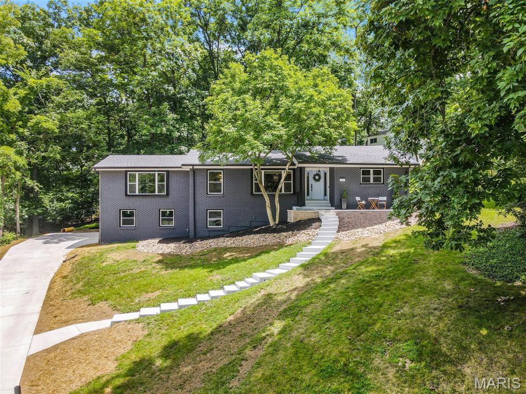 246 Leichester Circle Property Photo 1