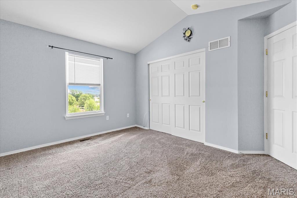 323 Tyndale Drive 13 Property Photo 11