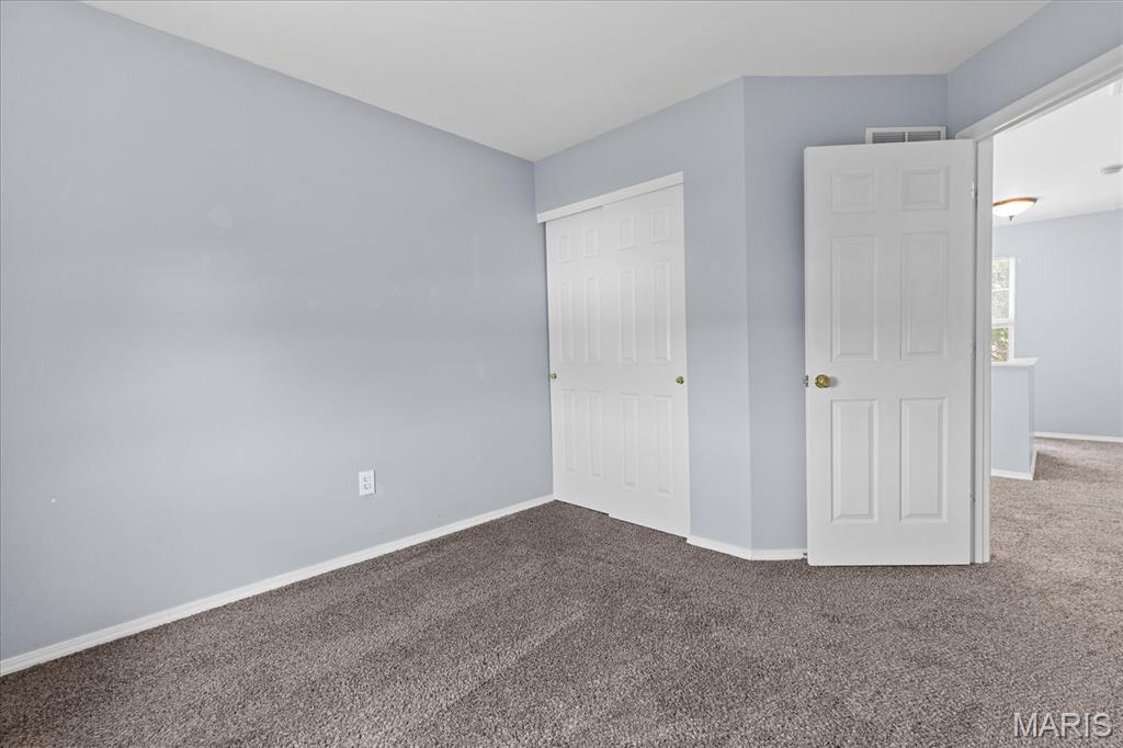 323 Tyndale Drive 13 Property Photo 15