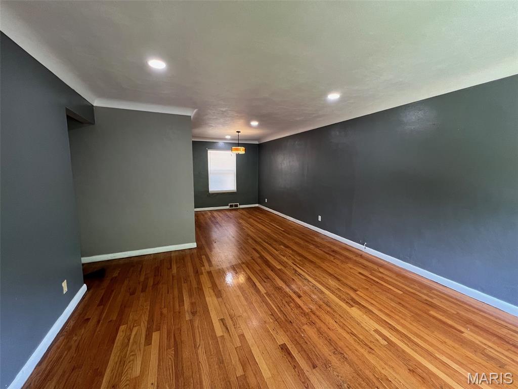 631 Se Chambers Road Property Photo 1