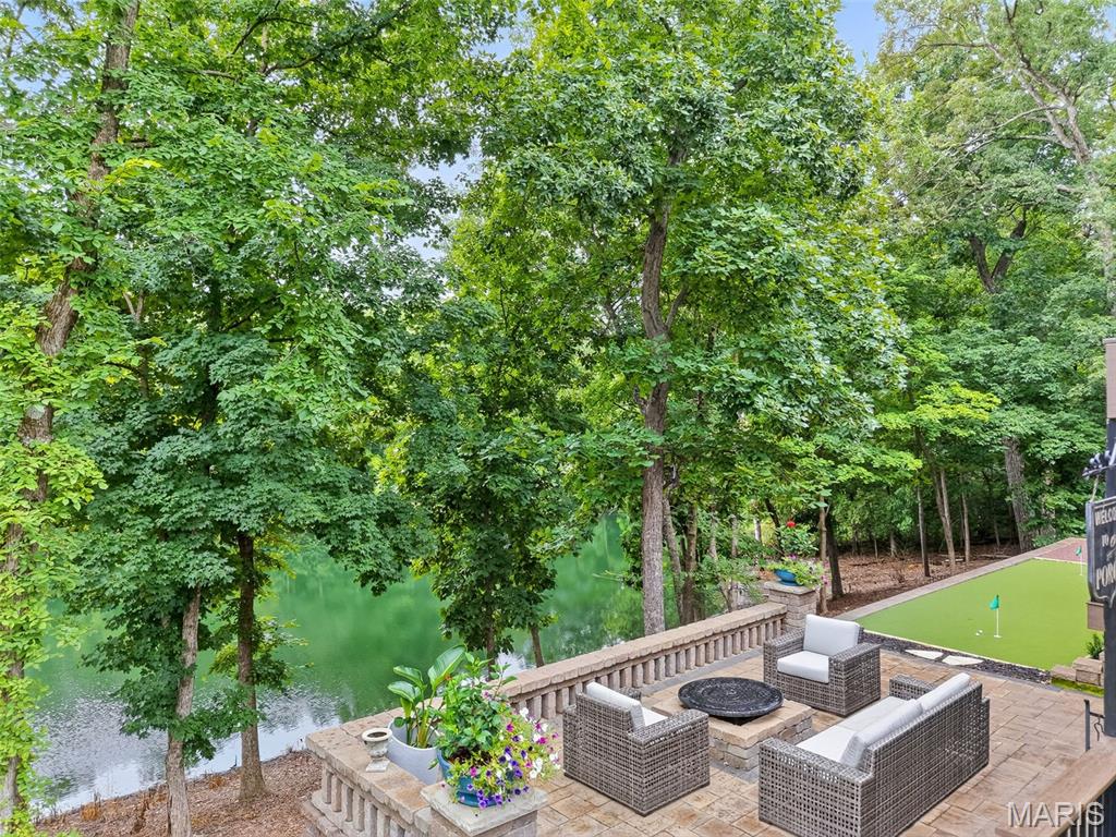 12 Prairie Lake Court Property Photo 21