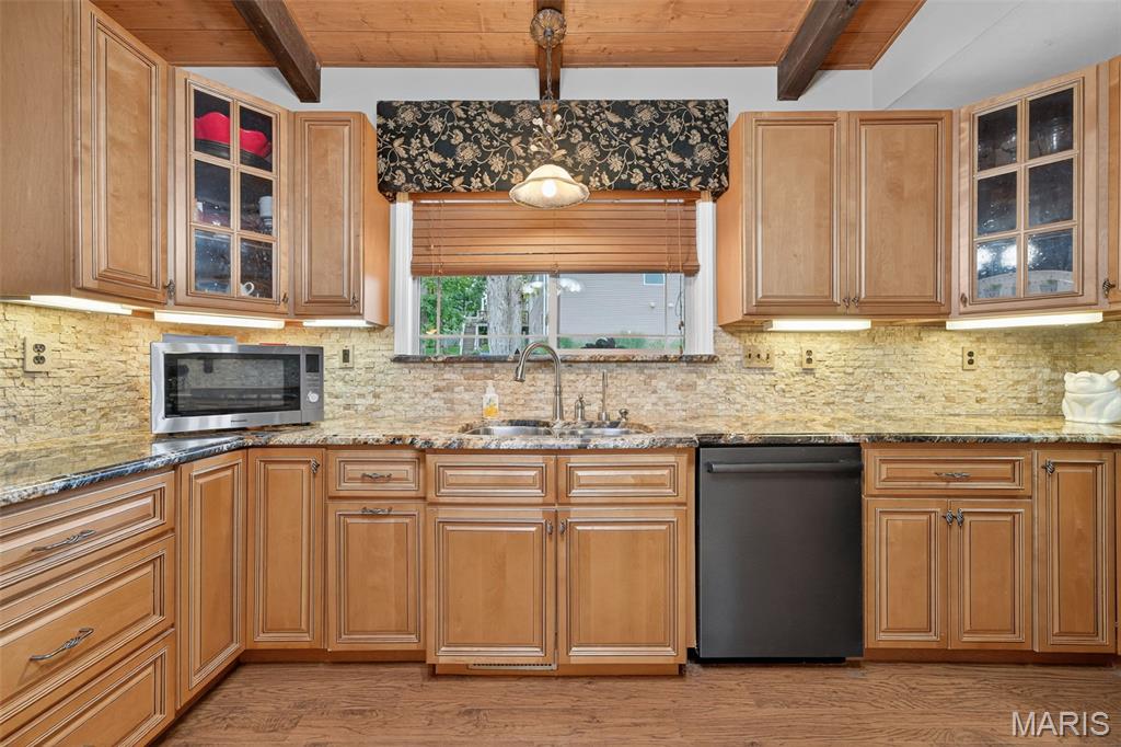 12 Prairie Lake Court Property Photo 38