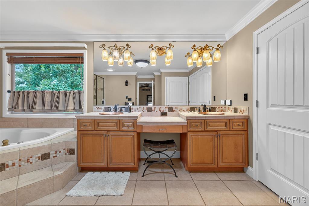 12 Prairie Lake Court Property Photo 44