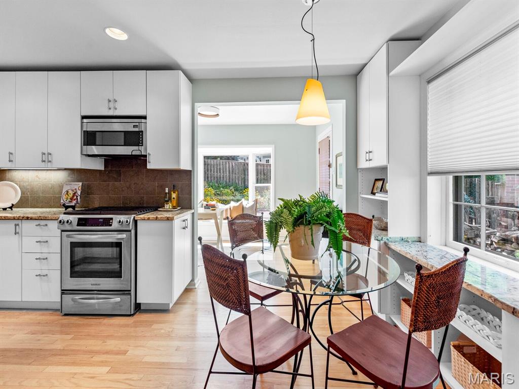 7642 Carswold Drive Property Photo 9