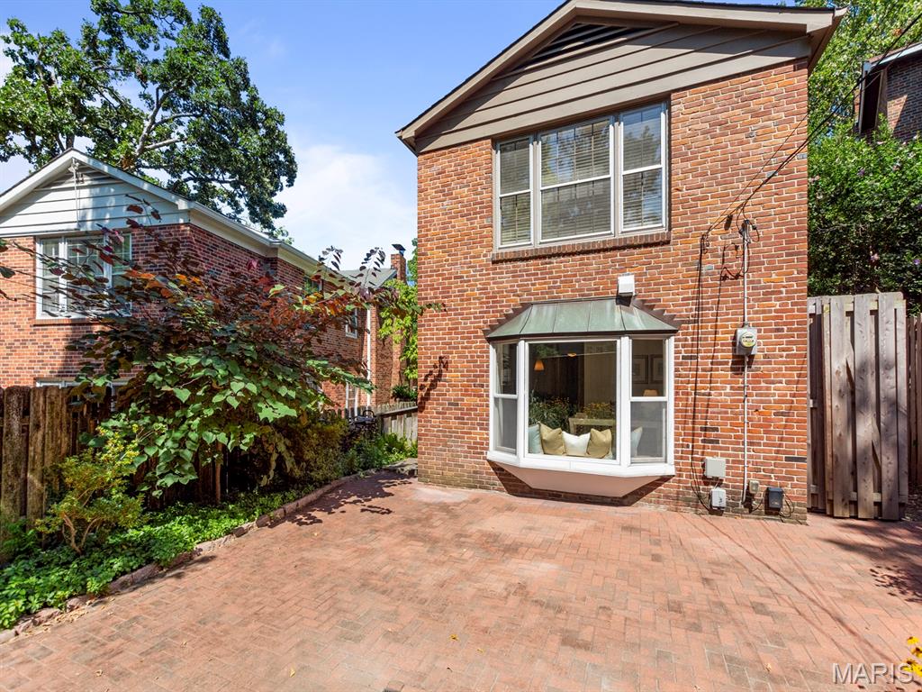 7642 Carswold Drive Property Photo 22