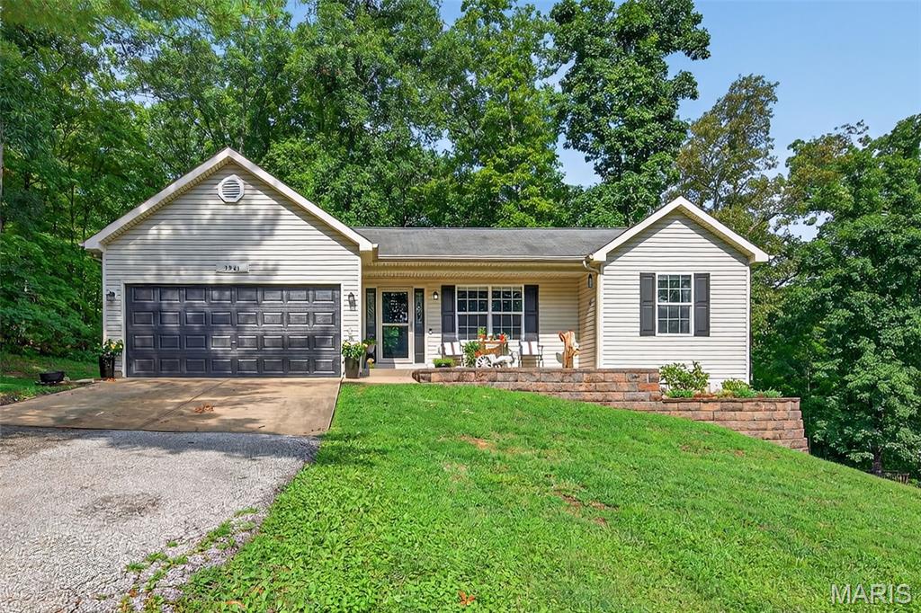3941 Valley View Drive Property Photo
