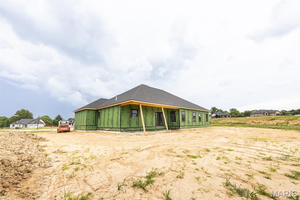 505 Master Court Property Photo 4
