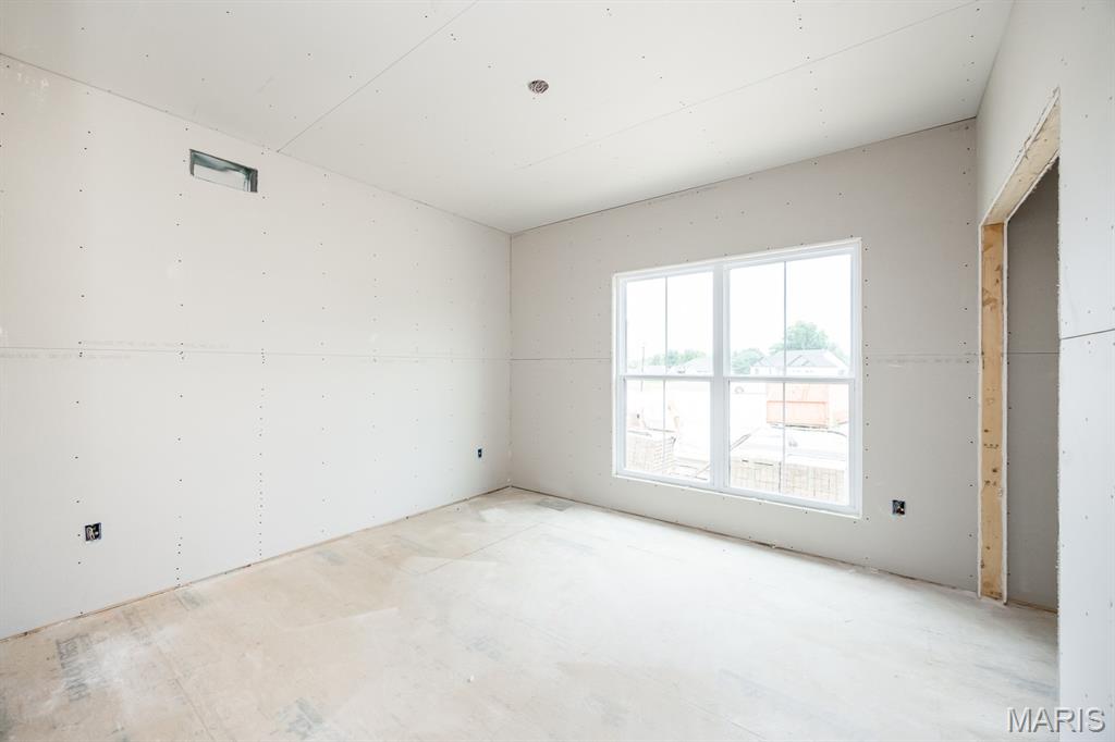 505 Master Court Property Photo 12