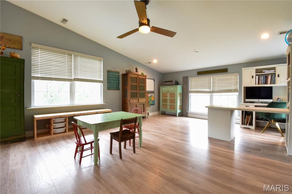 506 W Saint Louis Street Property Photo 29