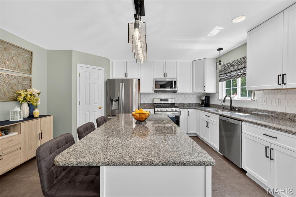 2426 Guardian Court Property Photo 15