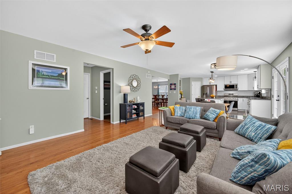 2426 Guardian Court Property Photo 27
