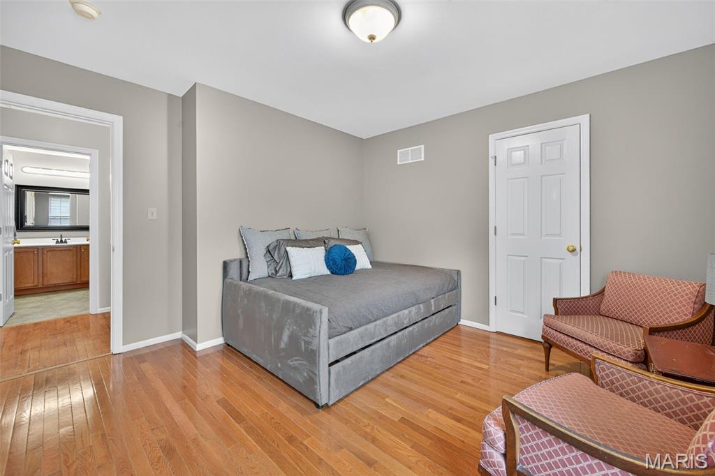 2426 Guardian Court Property Photo 39