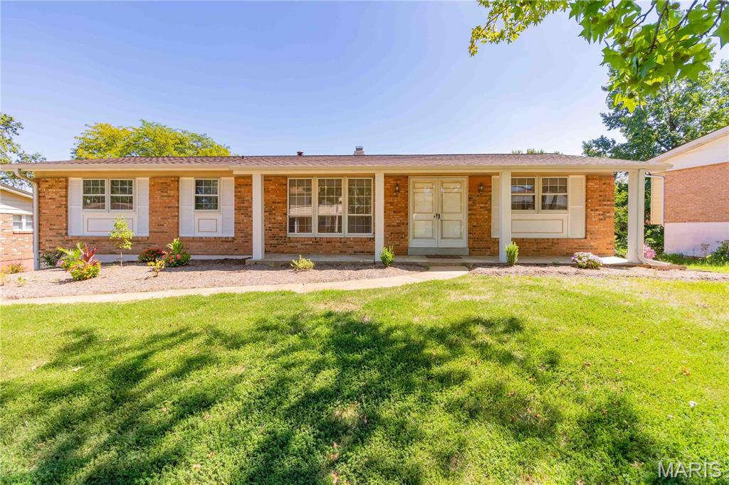 9724 Brookmere Drive Property Photo 1