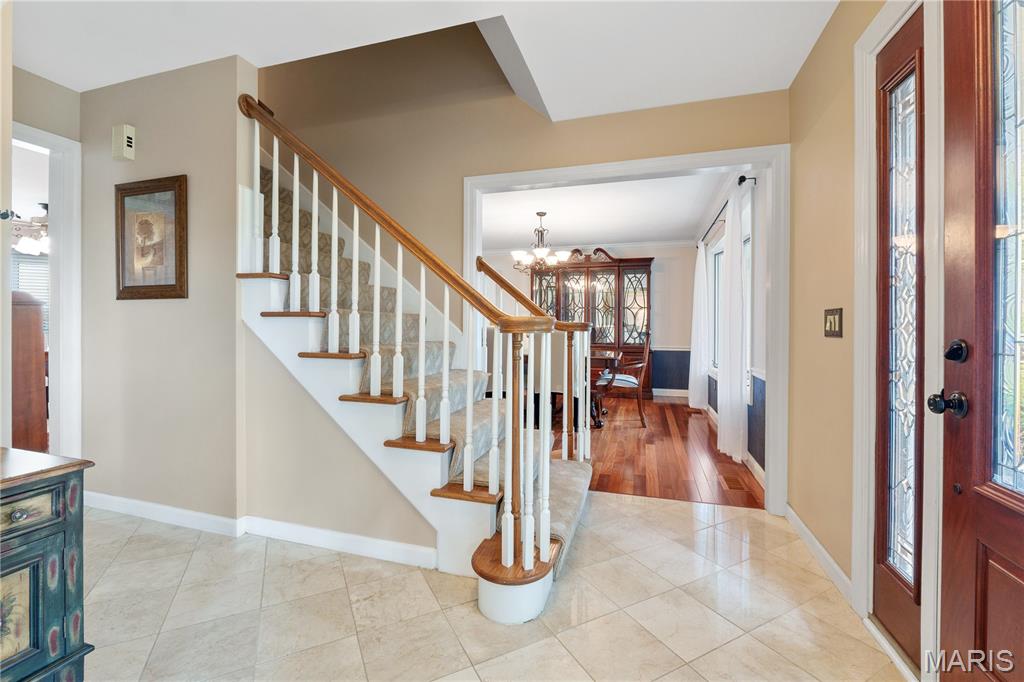 255 W Manor Drive Property Photo 6