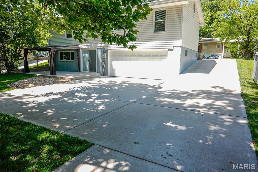 270 Village Creek Drive Property Photo 42