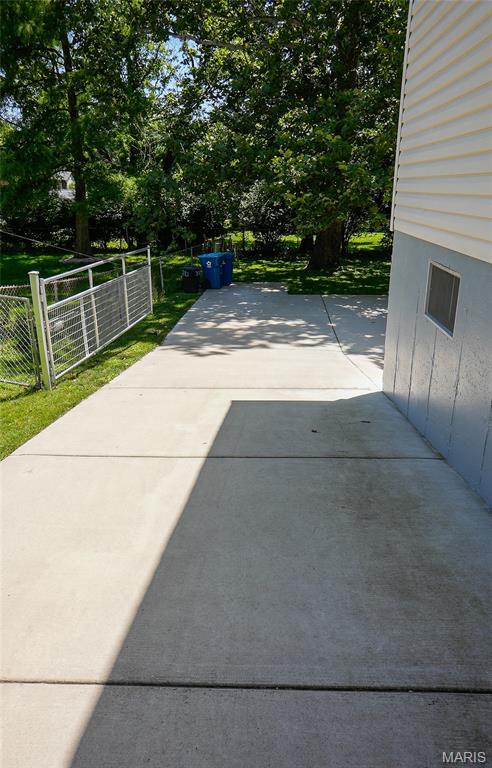 270 Village Creek Drive Property Photo 46