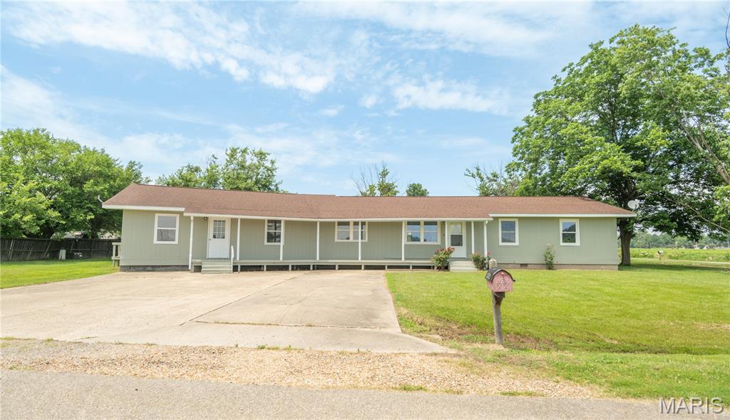 22479 S Dorothy Drive Property Photo 1