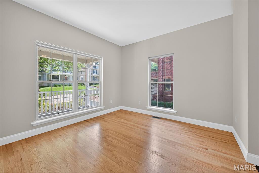 432 Clark Avenue Property Photo 8