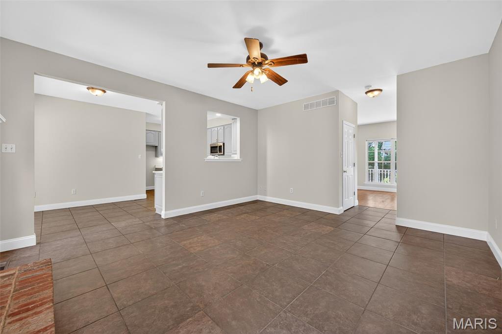 432 Clark Avenue Property Photo 14