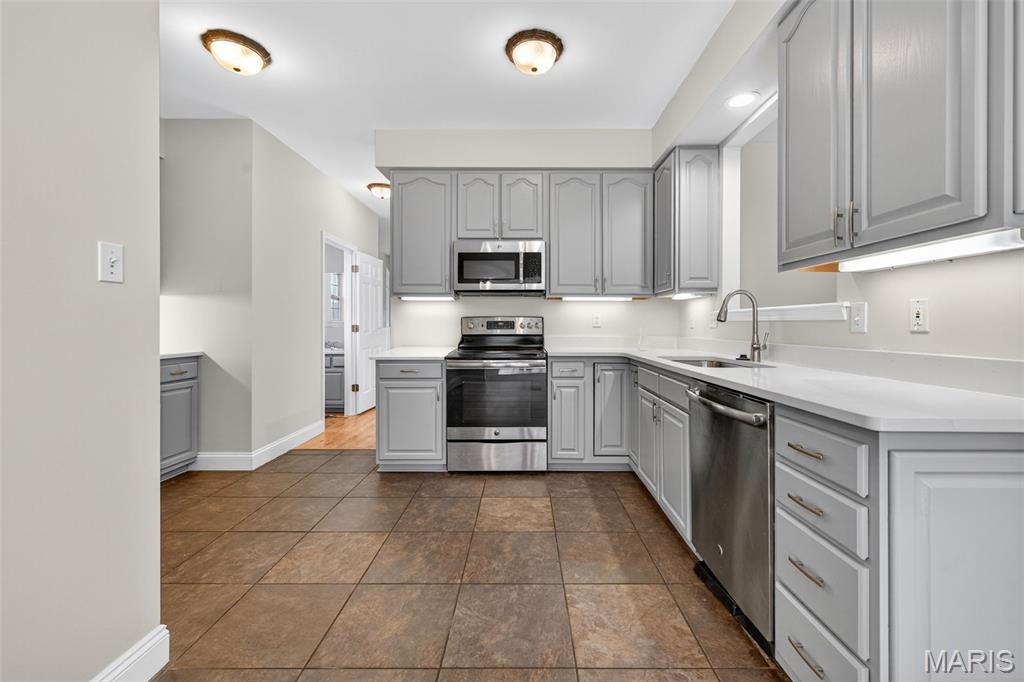 432 Clark Avenue Property Photo 18