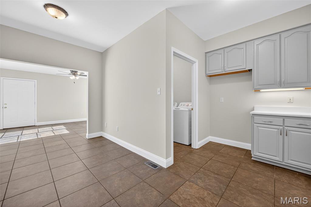 432 Clark Avenue Property Photo 20